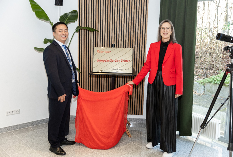 a-new-milestone-for-revealer-high-speed-cameras-04.jpg a-new-milestone-for-revealer-high-speed-cameras-04.jpg